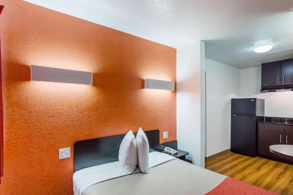 Motel 6-Ardmore, OK image 19