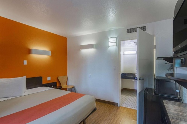 Motel 6-Ardmore, OK image 8